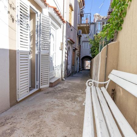 Ulica Dvori Narca 12 Apartment 4+2 Per. Baška Dış mekan fotoğraf
