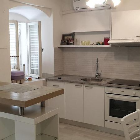 Ulica Dvori Narca 12 Apartment 4+2 Per. Baška Dış mekan fotoğraf