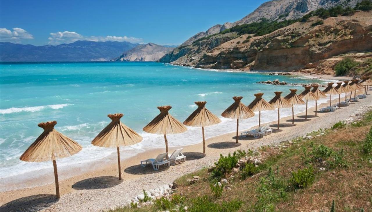 Ulica Dvori Narca 12 Apartment 4+2 Per. Baška Dış mekan fotoğraf