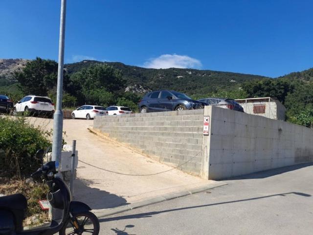 Ulica Dvori Narca 12 Apartment 4+2 Per. Baška Dış mekan fotoğraf